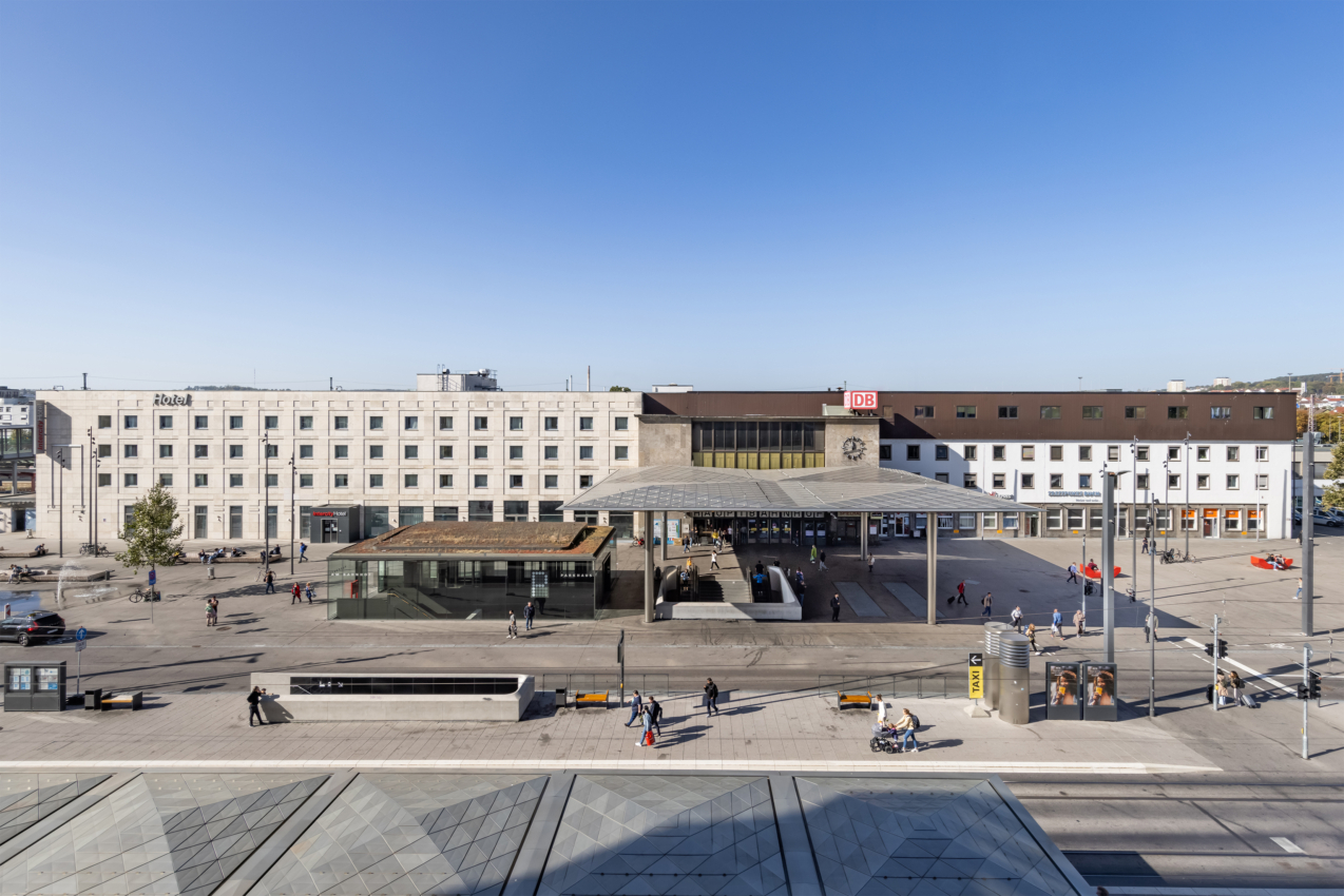 Neubau - Dächer Bahnhofsvorplatz in Ulm | SHA Scheffler Helbich Architekten
