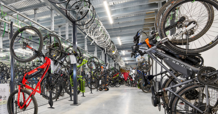 Fahrradhandel Zweiradhandel Bikecenter Lager